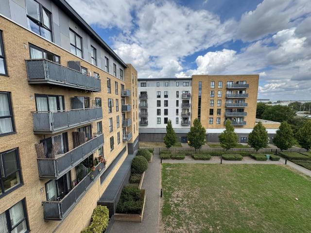 House for rent in Belvedere, Greater London