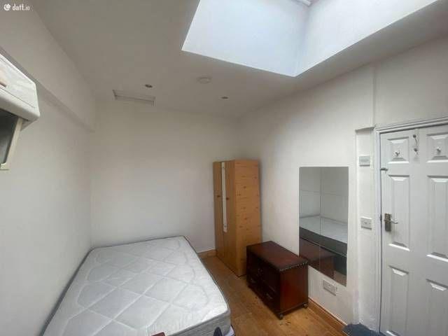 Apartment to rent in Bluebell, North Tipperary
