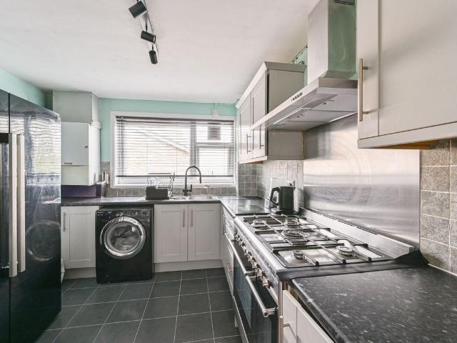 House for rent in Furzedown, Greater London
