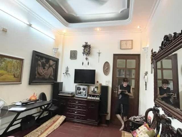Nhà mặt phố bán tại Hoàn Kiếm, Hà Nội