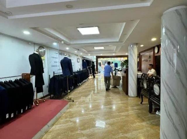 Nhà mặt phố bán tại Hoàn Kiếm, Hà Nội