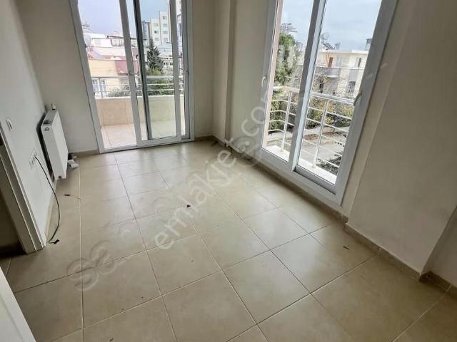 Yenişehir, Mersin içerisinde satılık mülk