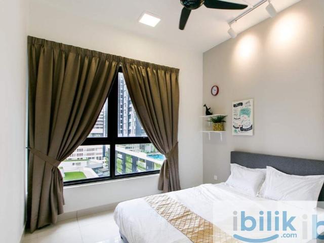 Room for rent in Petaling, Alam Impian