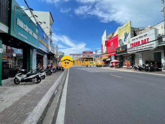 Nhà mặt phố bán tại Hồ Chí Minh