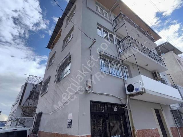 Karabağlar, İzmir içerisinde satılık mülk
