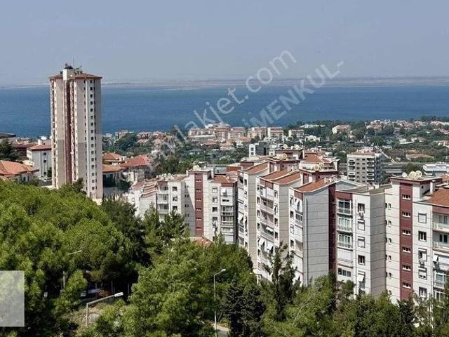 Huzur Mahallesi, Narlıdere içerisinde satılık mülk