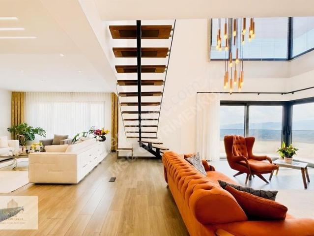 Bayrakli, İzmir içerisinde satılık Residence