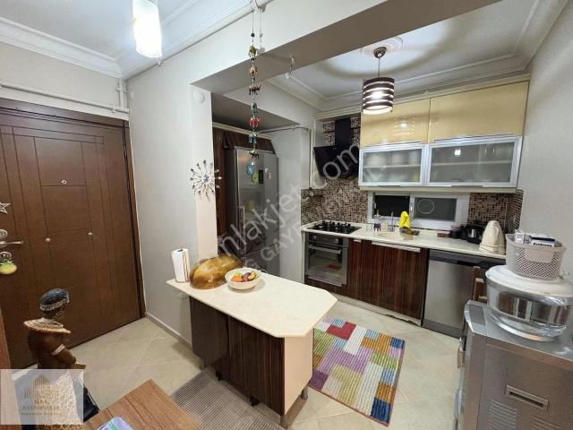 Karabağlar, İzmir içerisinde satılık mülk