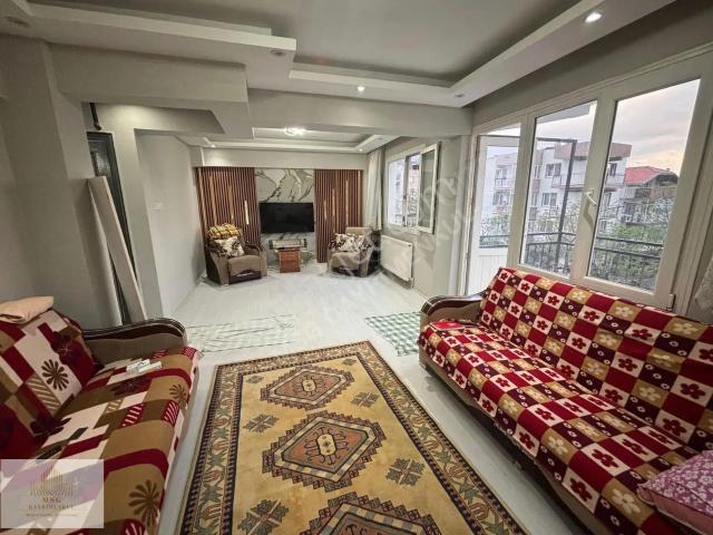 Bornova, İzmir içerisinde satılık mülk