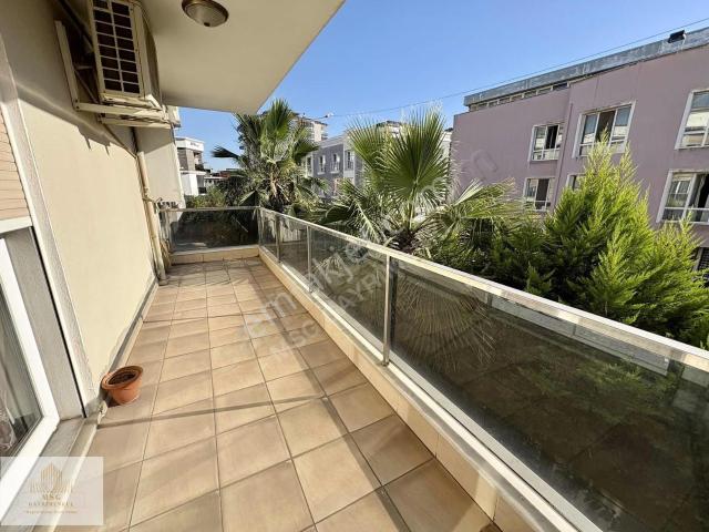 Bornova, İzmir içerisinde satılık mülk