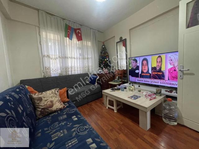 Karabağlar, İzmir içerisinde satılık mülk