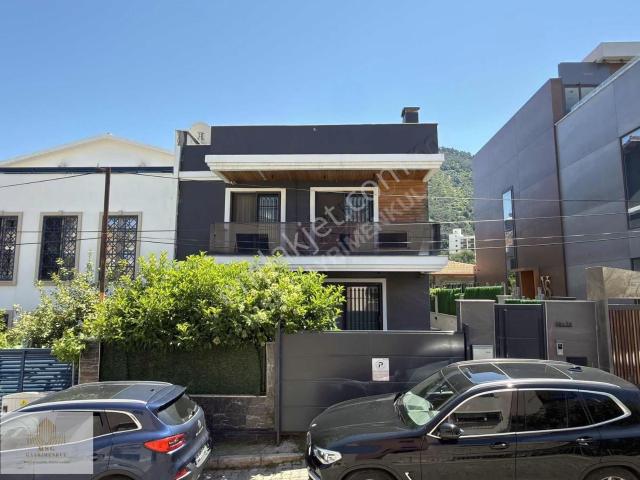Balçova, İzmir içerisinde satılık Villa