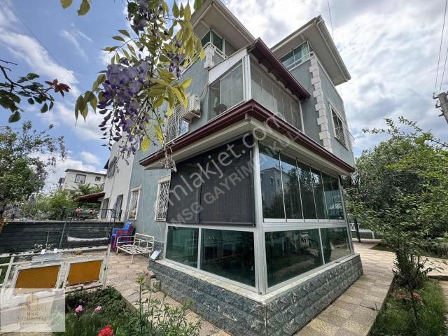 Menderes, İzmir içerisinde satılık Villa