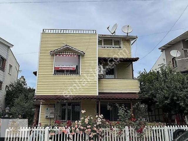 Menderes, İzmir içerisinde satılık Villa