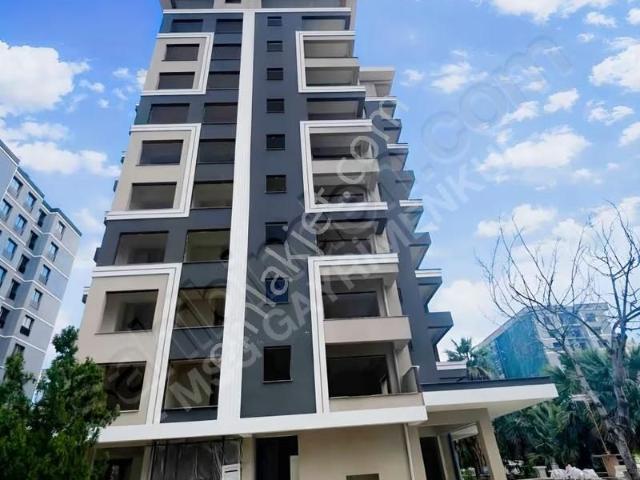 Bayrakli, İzmir içerisinde satılık mülk