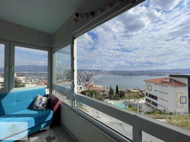Bayrakli, İzmir içerisinde satılık mülk