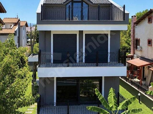 Urla, İzmir içerisinde satılık Villa