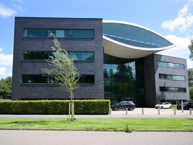 Bedrijfspand te huur in Amstelveen, Noord-Holland