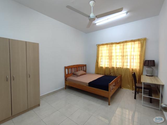 Room for rent in Petaling, Damansara Damai