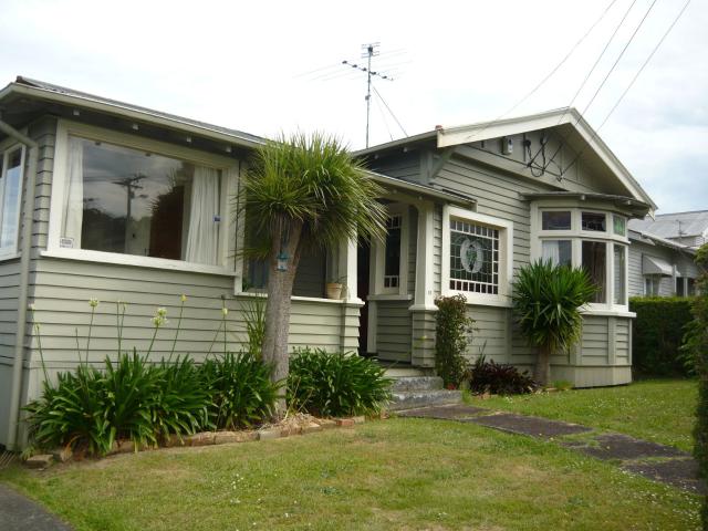 Apartment for rent in Ōwairaka, Albert-Eden