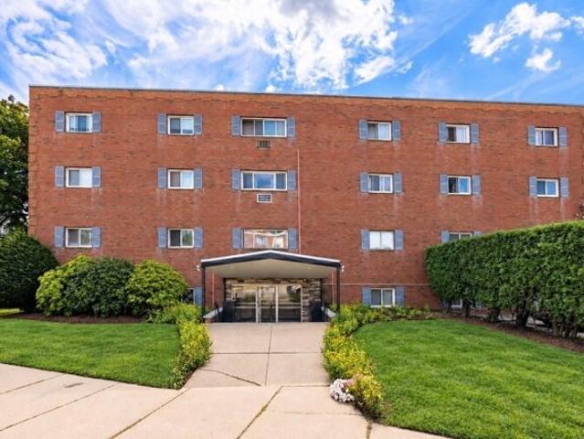 Condo for sale in Watertown, Middlesex County