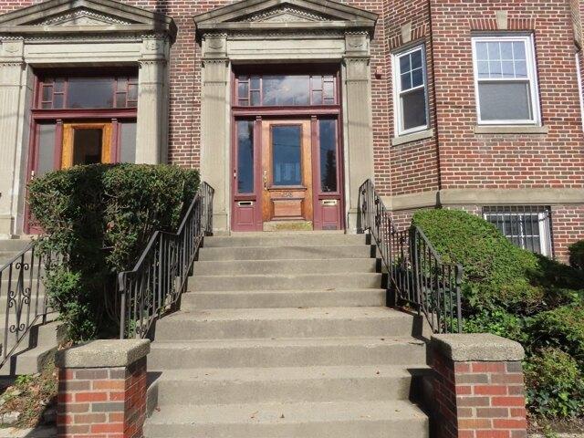 Condo for sale in Watertown, Middlesex County