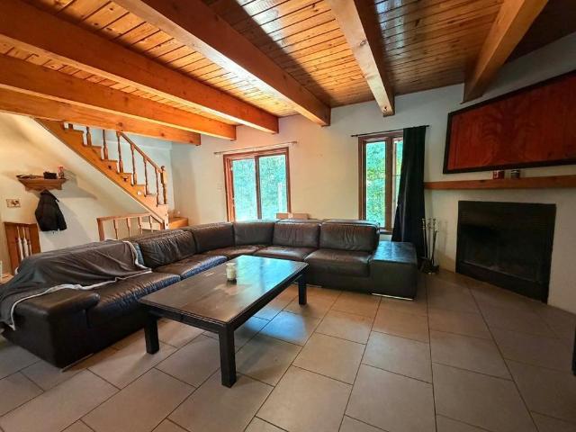 Apartment for rent in Sainte-Adèle, Laurentides