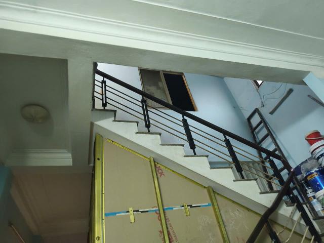 Nhà mặt phố bán