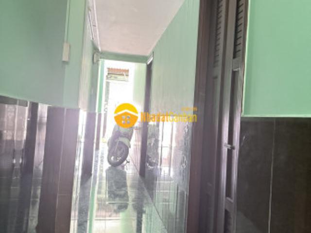 Nhà mặt phố bán