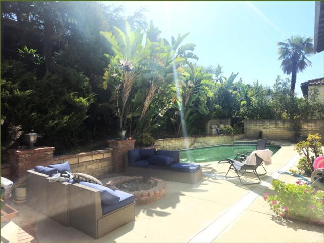 Room for rent in Canoga Park, California