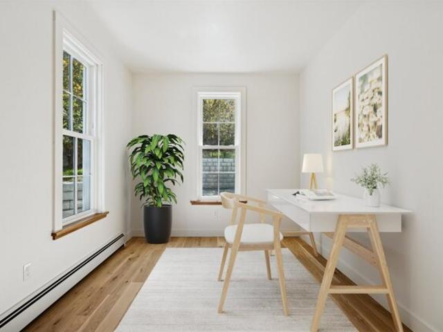 House for sale in Woodstock Village, South Woodstock