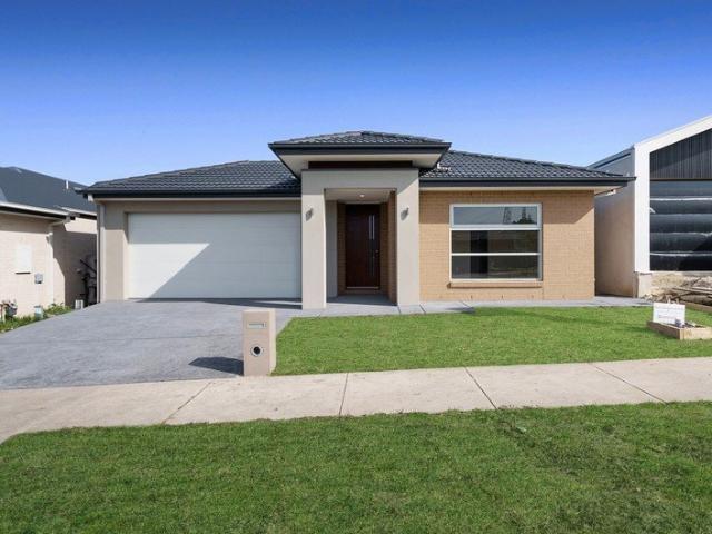 House for rent in Mt Pleasant Estate, Melbourne