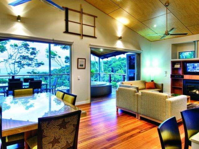 Villa for sale in Canungra
