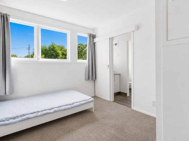 Apartment for rent in Panmure, Oroua County