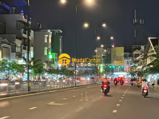 Nhà mặt phố bán