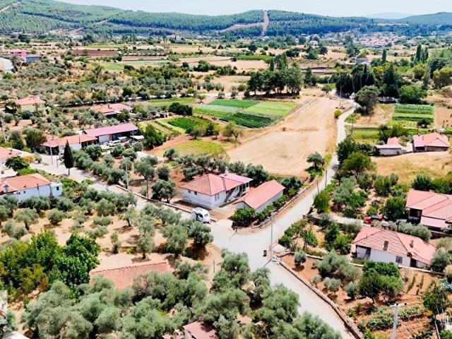 Kızılağaç, Ula içerisinde satılık Arsa