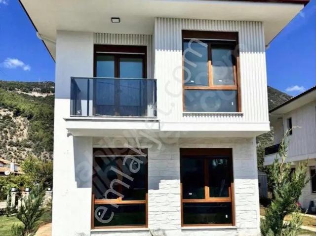 Ula, Muğla içerisinde satılık Villa