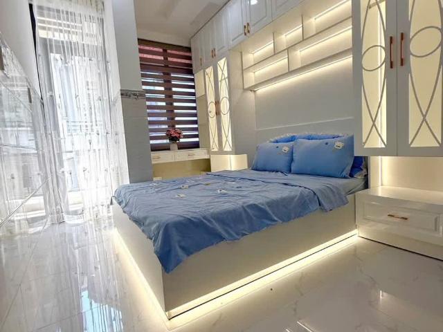 Nhà mặt phố bán tại Khuôn viên UBND Thành phố Hồ Chí Minh, Thành phố Hồ Chí Minh