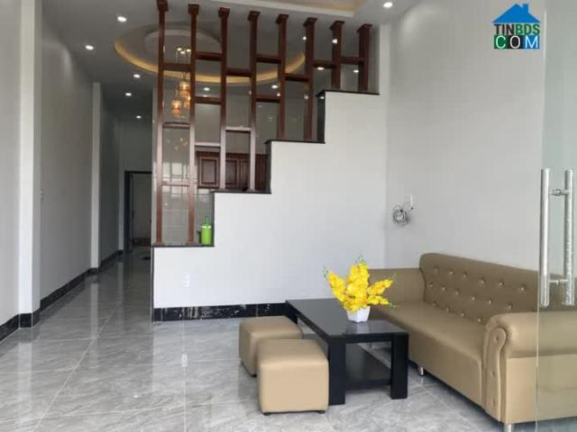 Nhà mặt phố bán