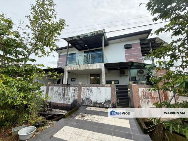 House for sale in Samarahan