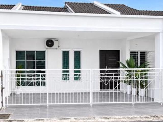 Terraced House for sale in Kuching, Bahagian Kuching
