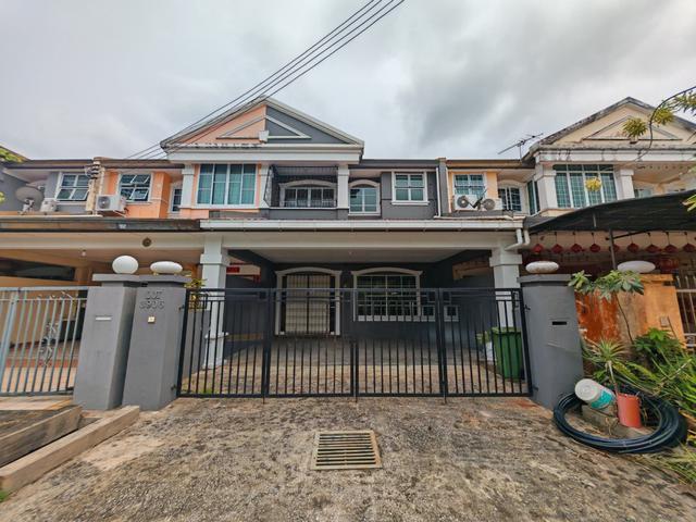 Terraced House for rent in Kuching, Sarawak