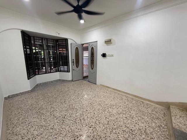 Terraced House for sale in Muar Terraced House for sale in Muar