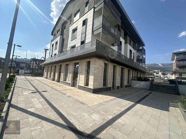 Hayrullah Mahallesi, Onikişubat içerisinde satılık Dükkan
