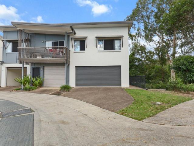 Townhouse for sale in Toombul, Queensland