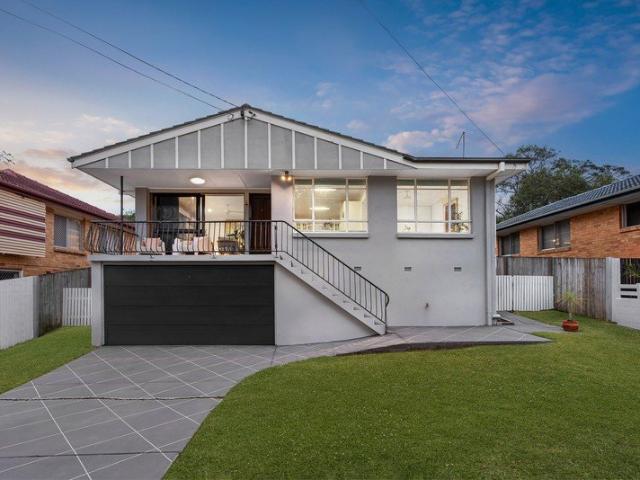 House for sale in Camp Hill, Greater Brisbane