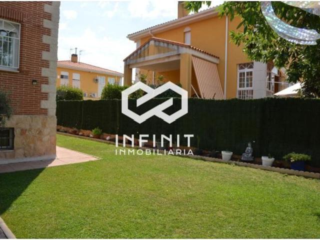 Casa en venta en Torrejón Del Rey, Castilla-La Mancha