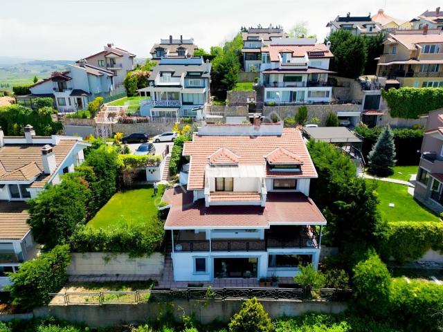 Mudanya, Bursa içerisinde satılık Villa