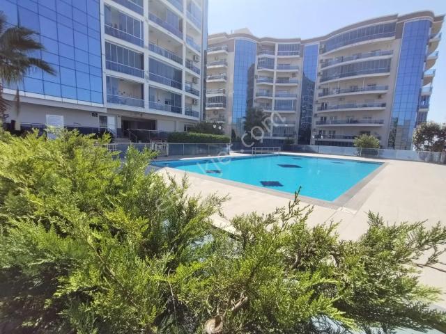 Körfez Mahallesi, Bayraklı içerisinde satılık mülk