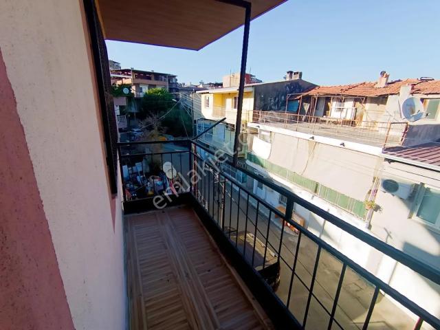 Uğur Mumcu Mahallesi, Karabağlar içerisinde kiralık mülk